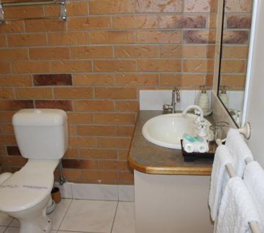Copper Country Motor Inn & Restaurant