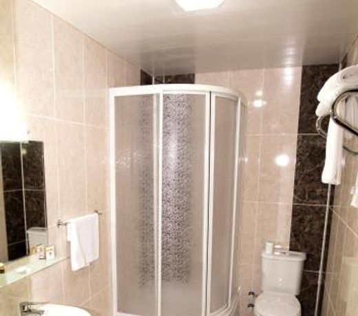 Resmina Hotel