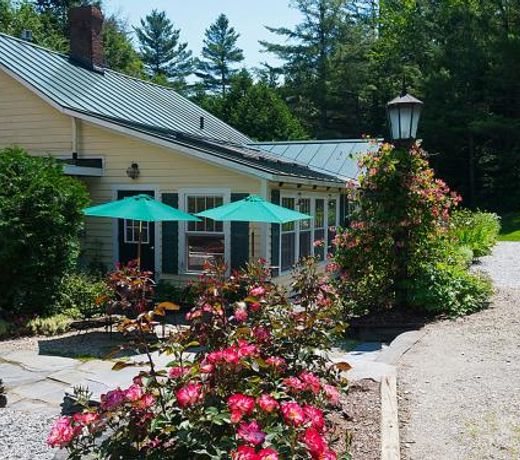 Tucker Hill Inn