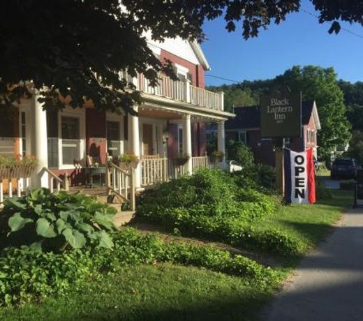 Black Lantern Inn