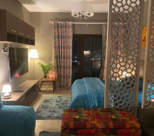 Stylish Pool view studio in Al Dau Heights