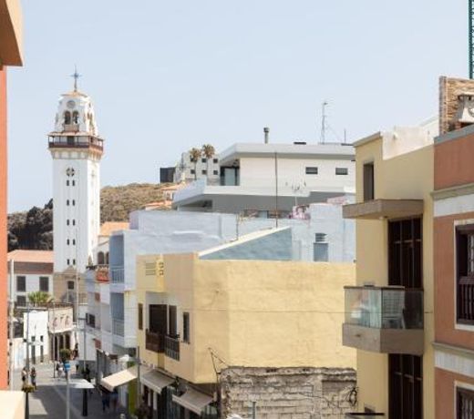 Live Basilica Candelaria Beach & Balcony