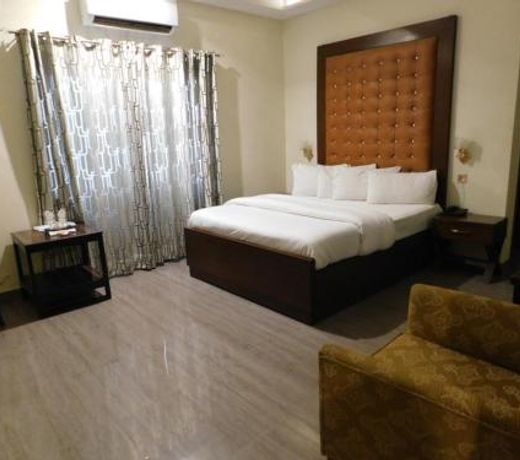 HOTEL S.R. Lounge