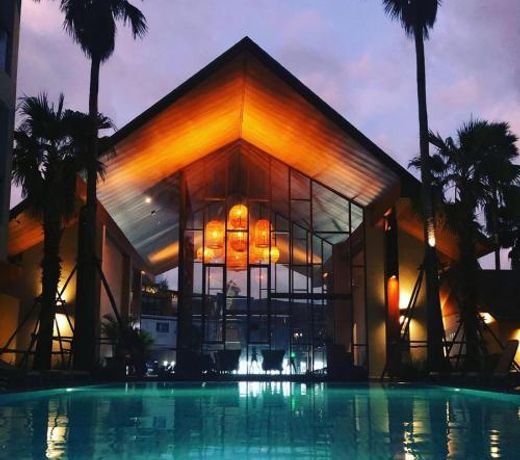 PALMYRAH SURIN, MODERN 1BR with Terrace, 300 meters to Surin Beach