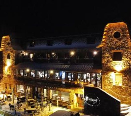 Hotel & SPA Niunit