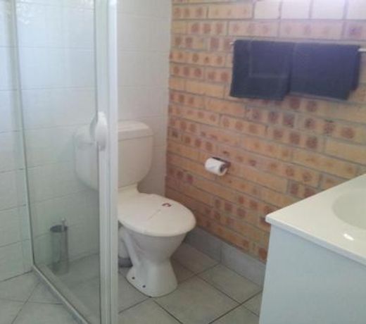 Tiaro Motor Inn