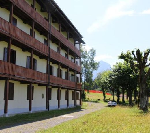 Villars Lodge