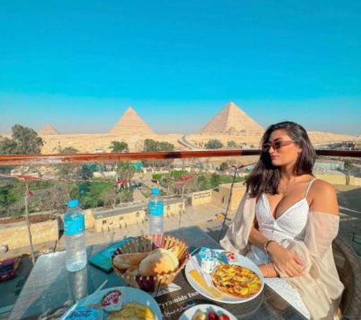 Sahara Pyramids Inn