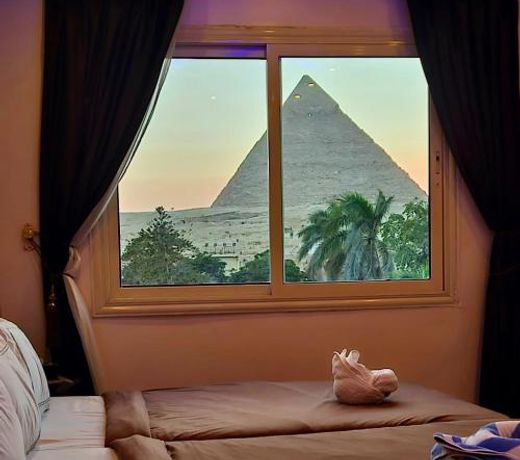 Sahara Pyramids Inn