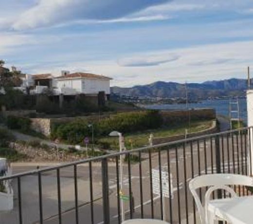 El Pas, Apartamento con vistas al mar L1