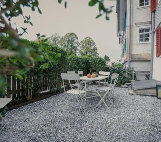 AUGUST Dachgeschosswohnung im judischen Viertel
