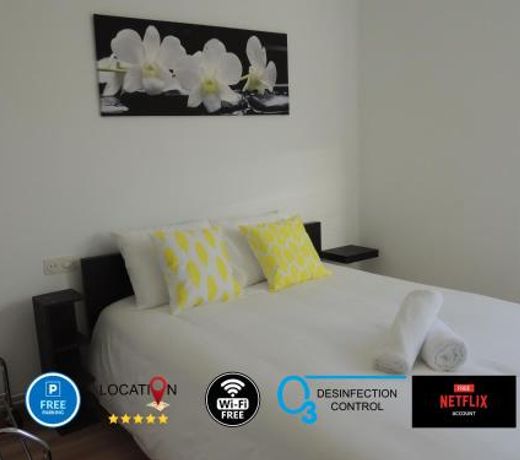 Precioso piso en Oviedo, Parking, Wifi y Netflix By DeLabra Apartments