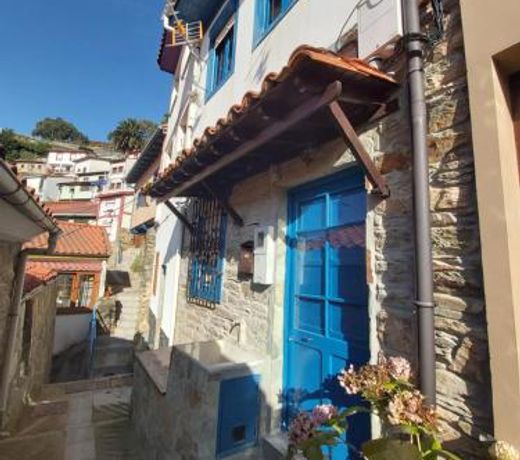 Casa de pescadores con vistas al mar