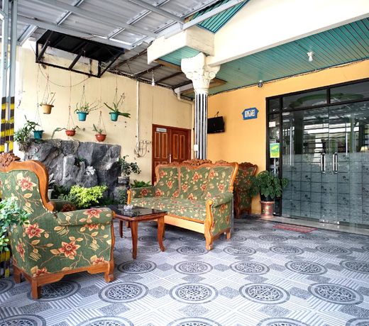 SPOT ON 1854 Sepinggan Asri Syariah Guesthouse