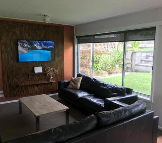 BEACHPOINT COTTAGE