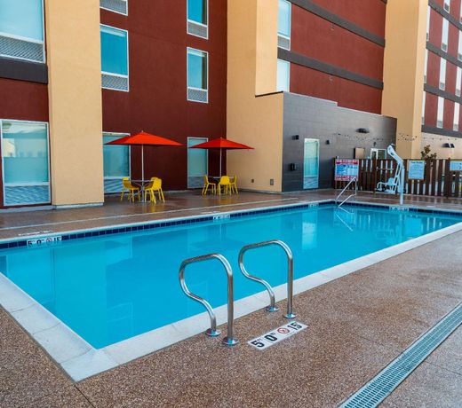 Home2 Suites by Hilton Bakersfield
