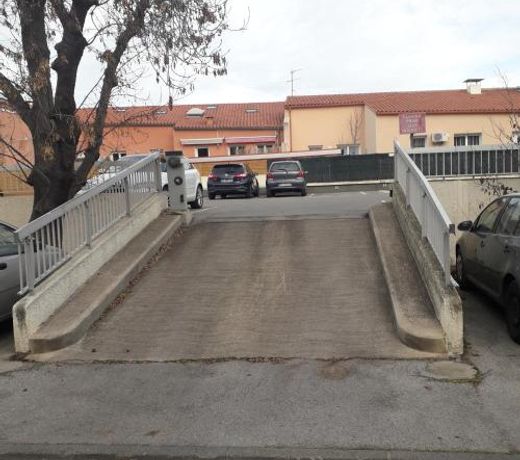 Charmant studio avec climatisation et parking