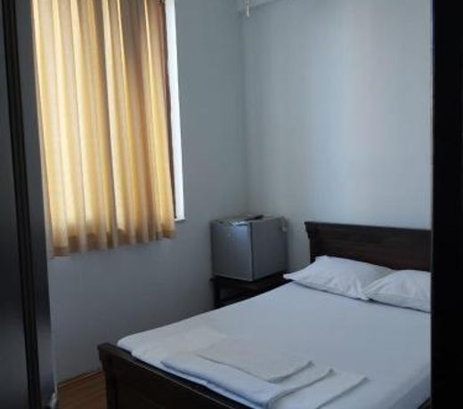 HOTEL ALEX