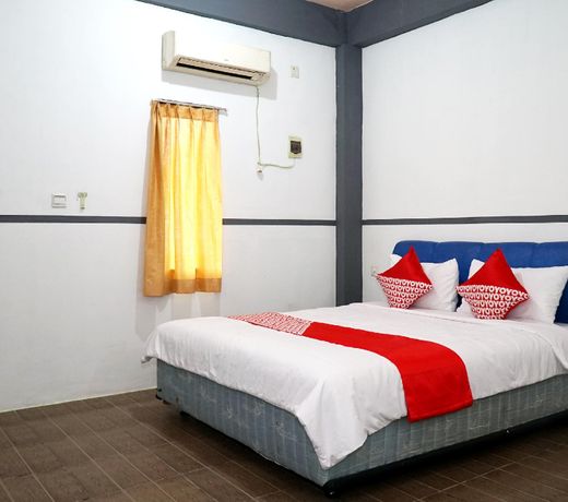 OYO 1861 Martha Guest House