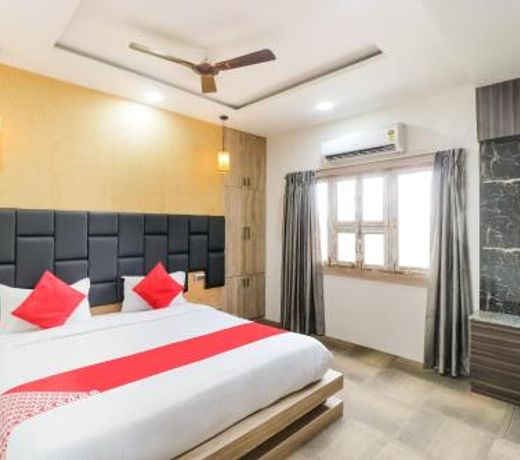 OYO Flagship 62811 The Kashi Iconic Guest House