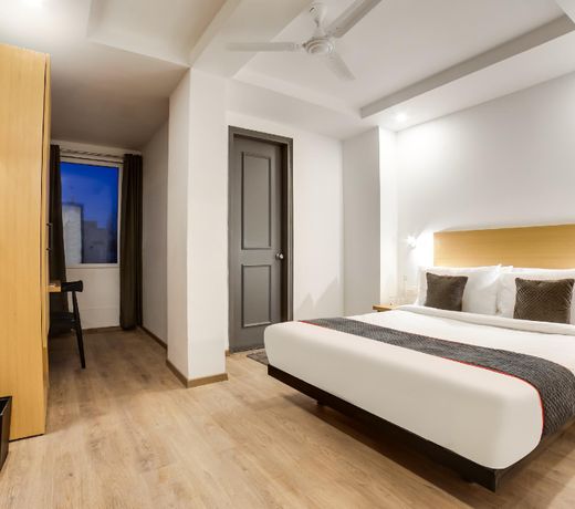 OYO Townhouse 610 Derawal Nagar