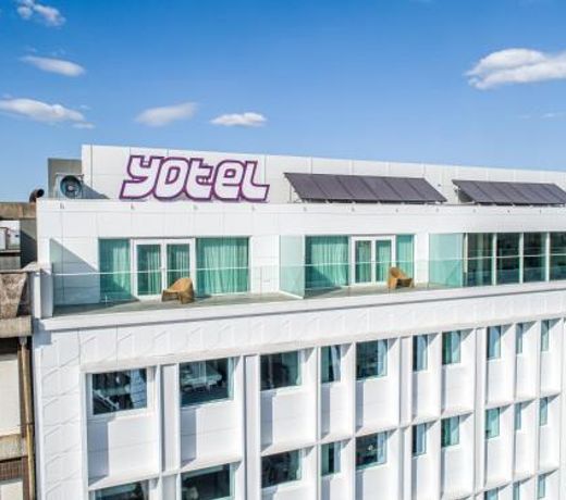 YOTEL Porto