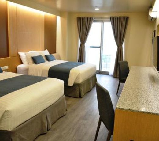 West Plaza Hotel at Lebuu Street