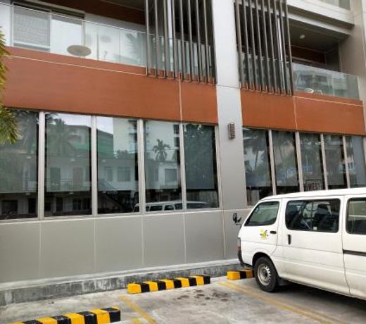 West Plaza Hotel at Lebuu Street