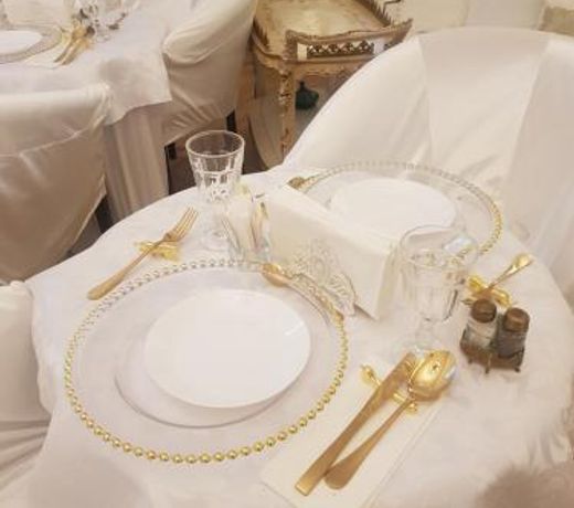 Conacul Coroanei Luxury Boutique Hotel