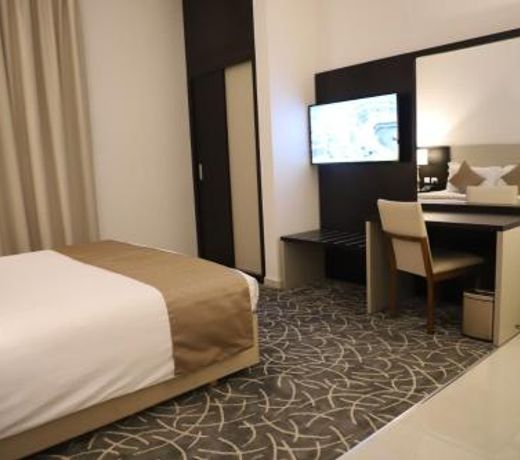 Gold Inn Hotel