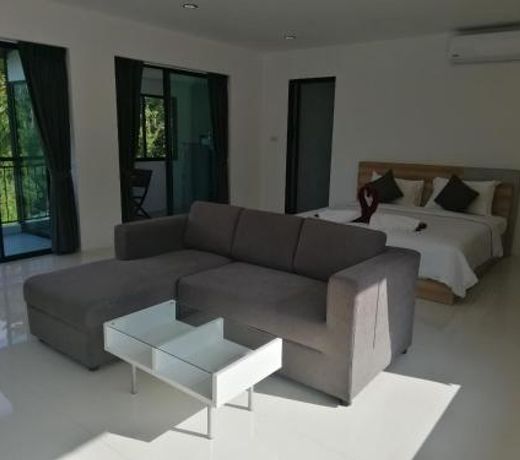 The Hill Side Kamala Service Apartment