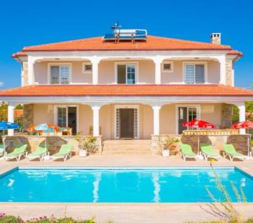 Villa Kubra