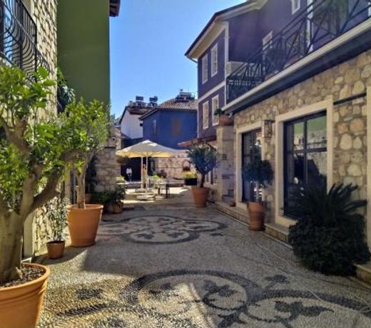 Fiore Garden Suites by Alp Pasa
