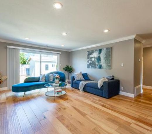 @ Marbella Lane Seaside Retreat, Walk to the Beach