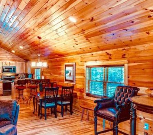 1 BR Cabin at Lodges at Eagles Nest - Gated Community