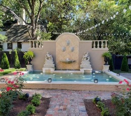 The Pinner House