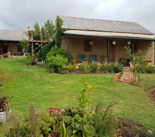 Old Cape Cottage (Duck & DoLittle)