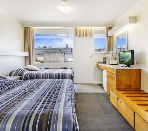 Top of the Town Hotel Motel