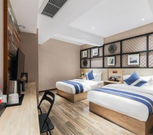 Zou Qu Ye Travel Hotel