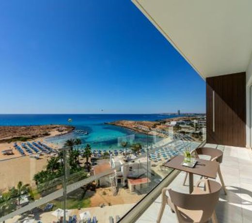 Chrysomare Beach Hotel & Resort