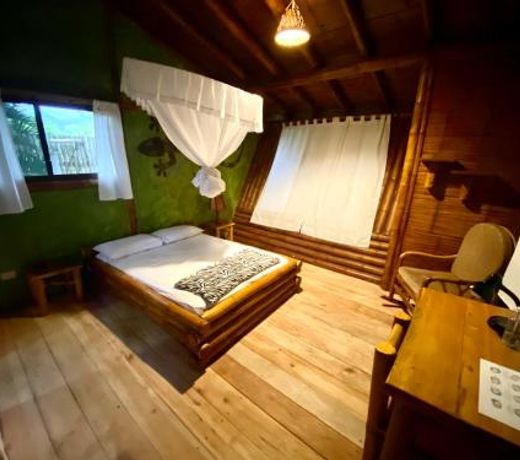 Hostal Casa Cacique MontaÃ±ita