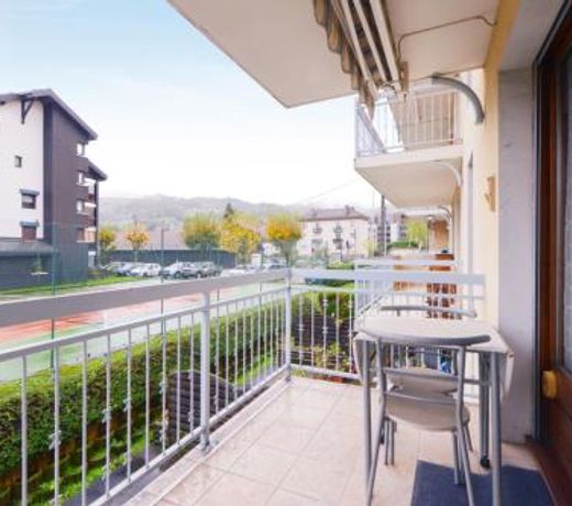 Charming and large flat with balcony 3 min to Sallanches station - Welkeys