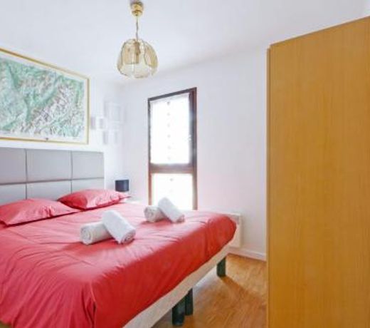 Charming and large flat with balcony 3 min to Sallanches station - Welkeys