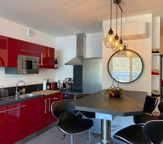 Appartement neuf tout confort en bord de mer