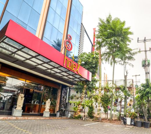 Hotel Setrasari Bandung RedPartner
