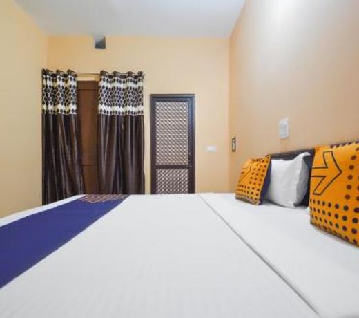SPOT ON 61033 Hotel Diamond