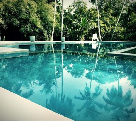 Villa South