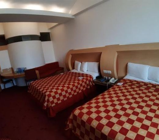 AUTO HOTEL LEGARIA
