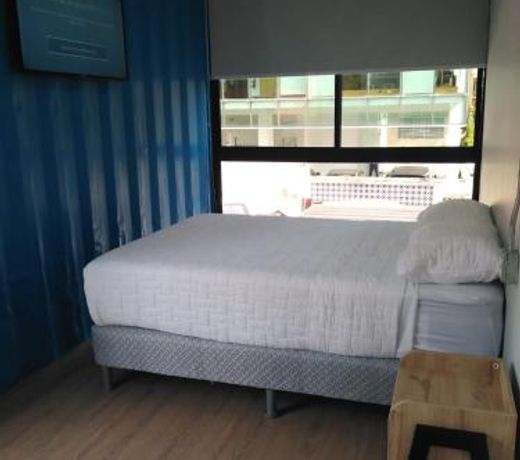 Nomada Republic Container Hotel Panama City