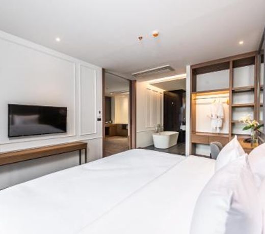 One Patio Hotel Pattaya - SHA Extra Plus